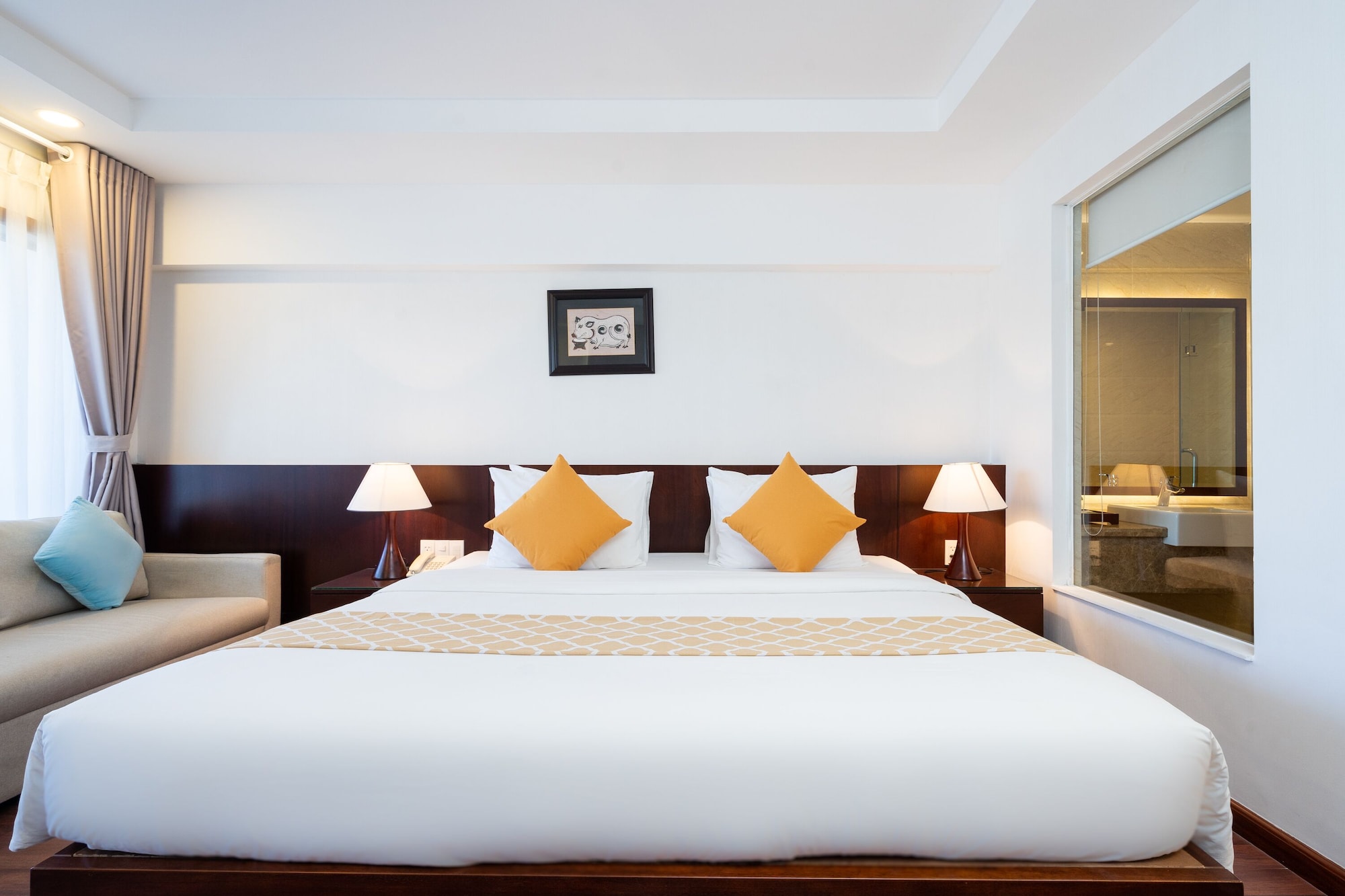 غرفة سوبيريور بسرير كينج بإطلالة على الحديقة، Hoang Ngoc Beach Resort 3/9