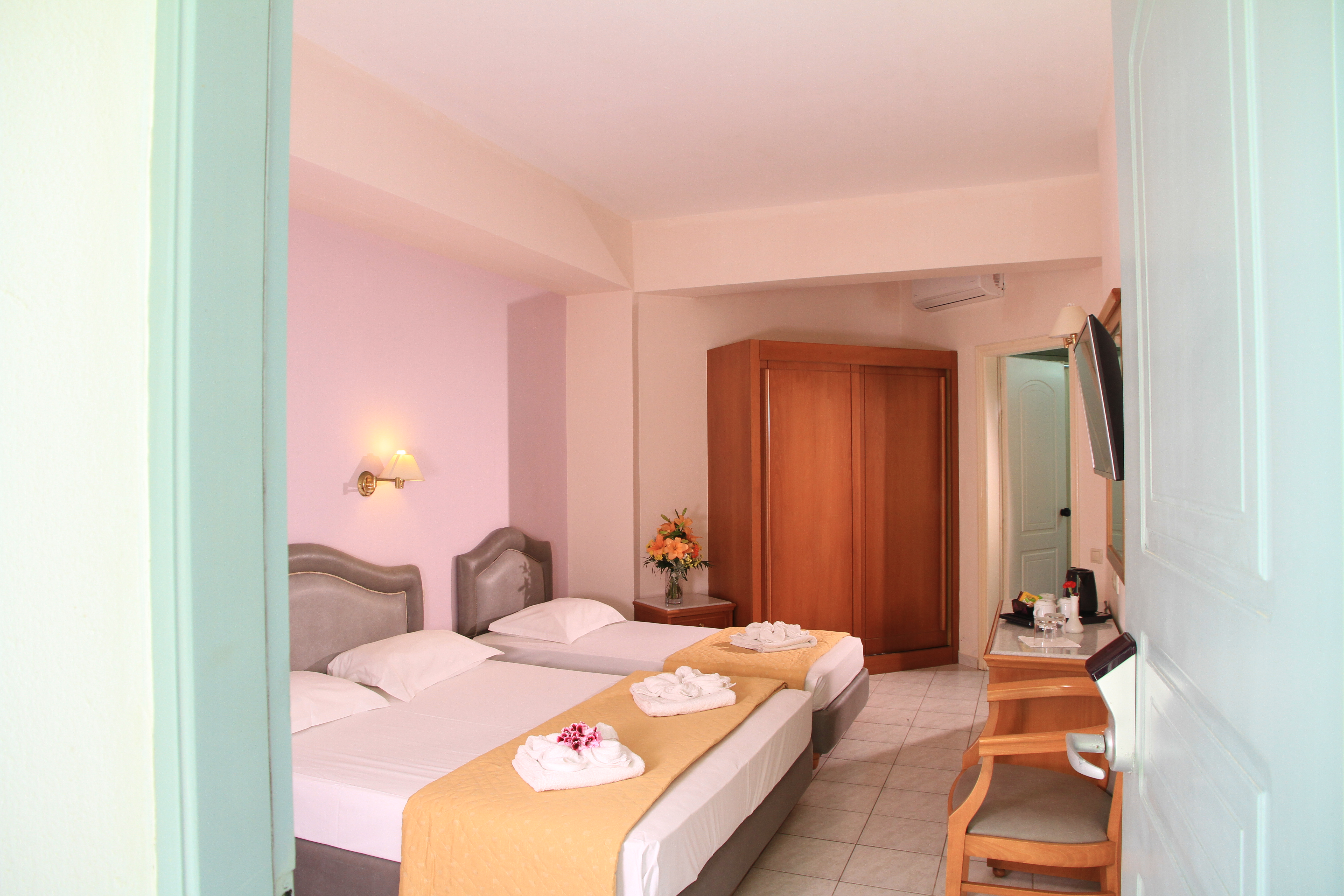Dedalos Beach Hotel 15/50