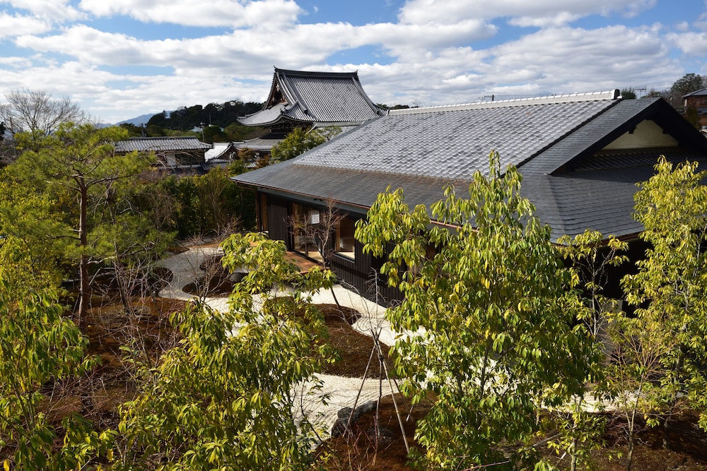 AOI Suites at Nanzenji Kan-un-an 83/92