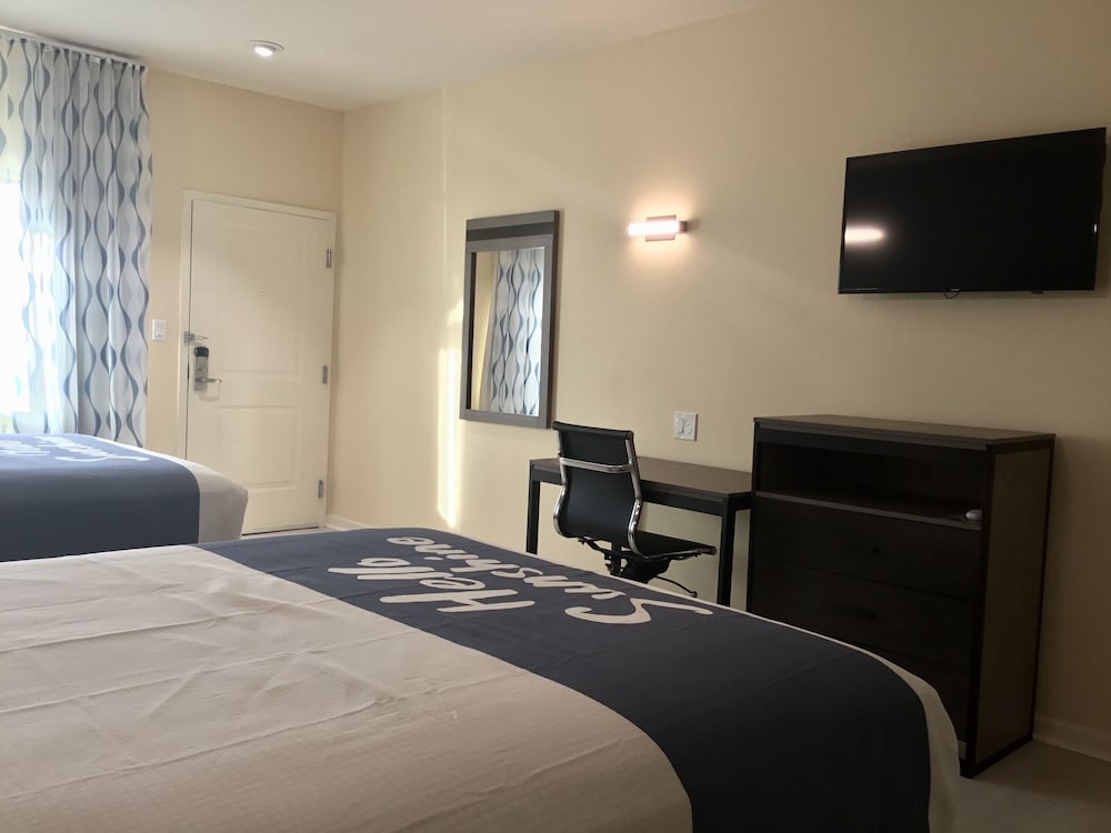Days Inn By Wyndham Freeport 9/34