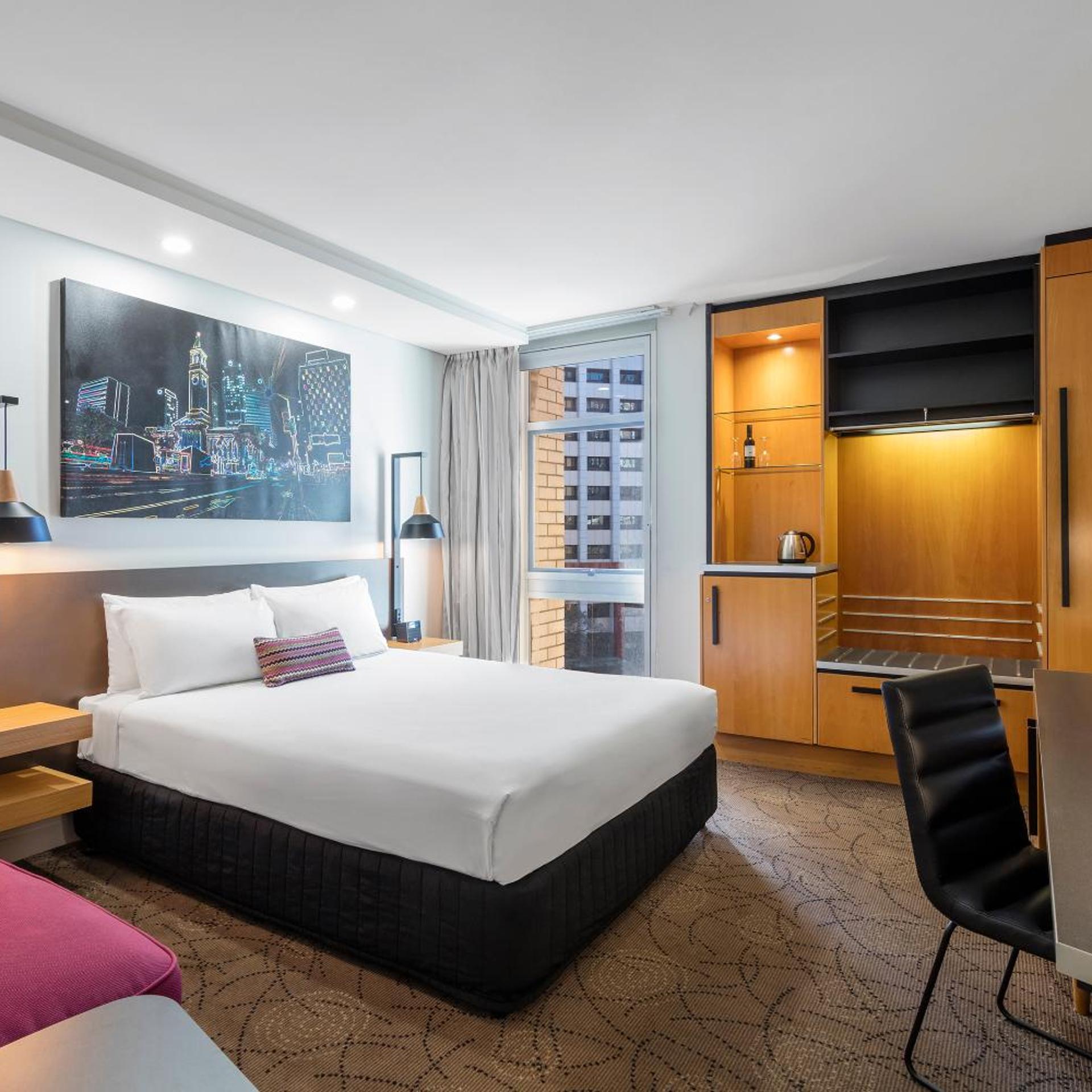 غرفة سوبيريور بسرير كينج وسرير كوين، Mercure Brisbane King George Square 6/10