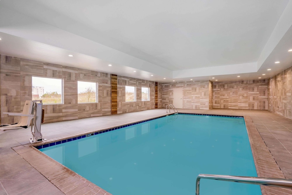 La Quinta Inn & Suites by Wyndham Katy 31/43