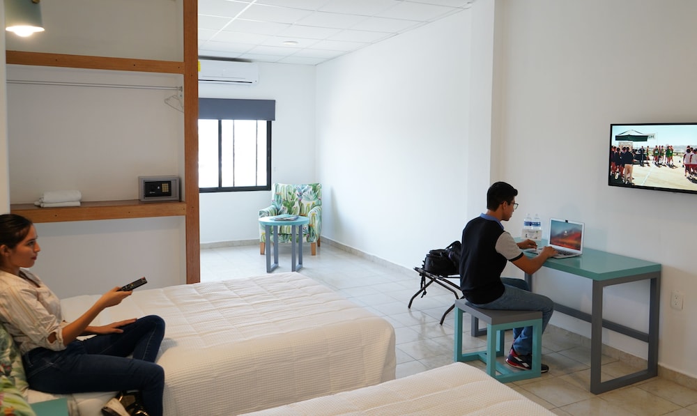 Hotel & Suites Arges - Centro Chetumal 3/44