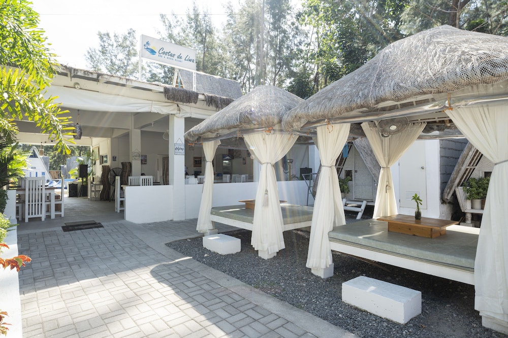 Costas De Liwa Bar and Beach Resort by ZUZU 47/51