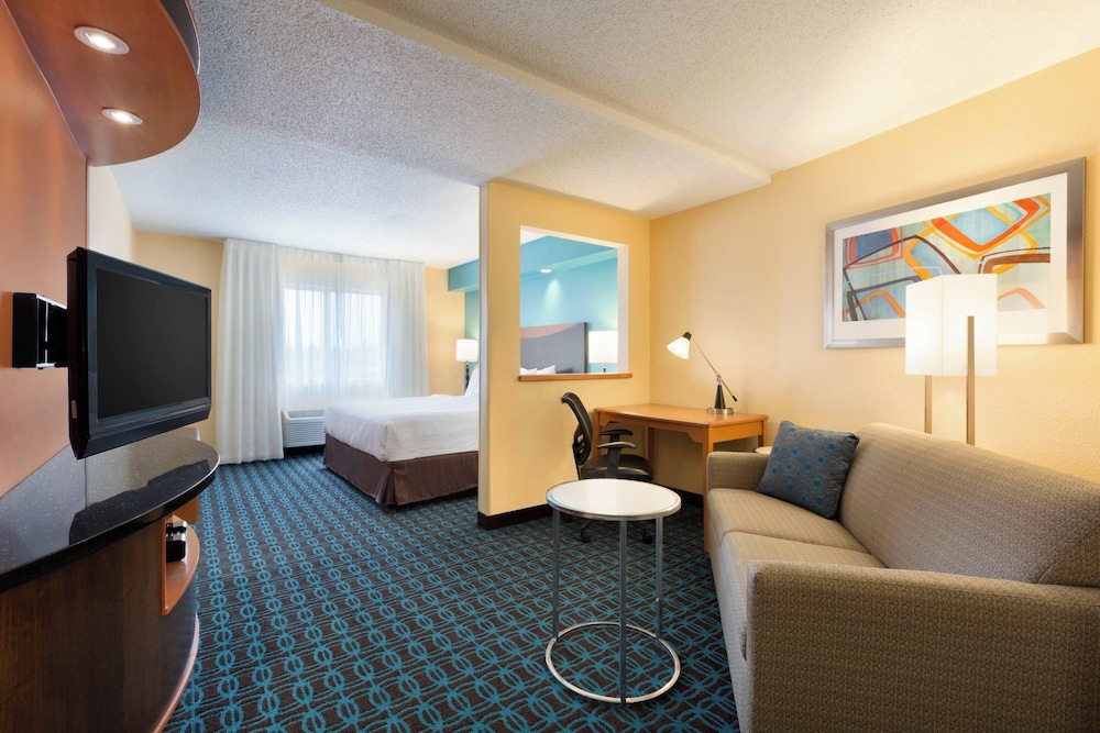 Country Inn & Suites by Radisson, Bismarck-Mandan 39/47
