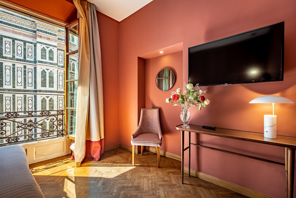 HOTEL DUOMO 53/74
