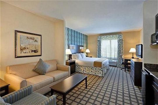 Holiday Inn Express Suites Atlanta Southwest Fairburn 15/45