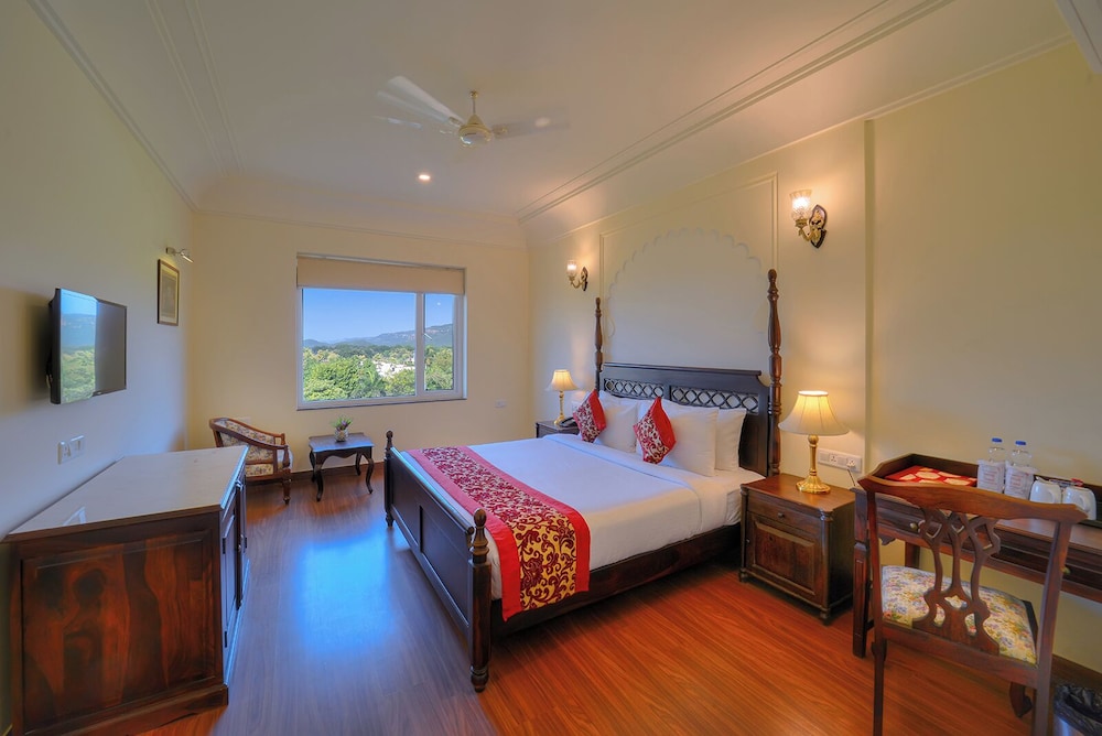WelcomHeritage Ranthambore Mount Valley Resort 10/43