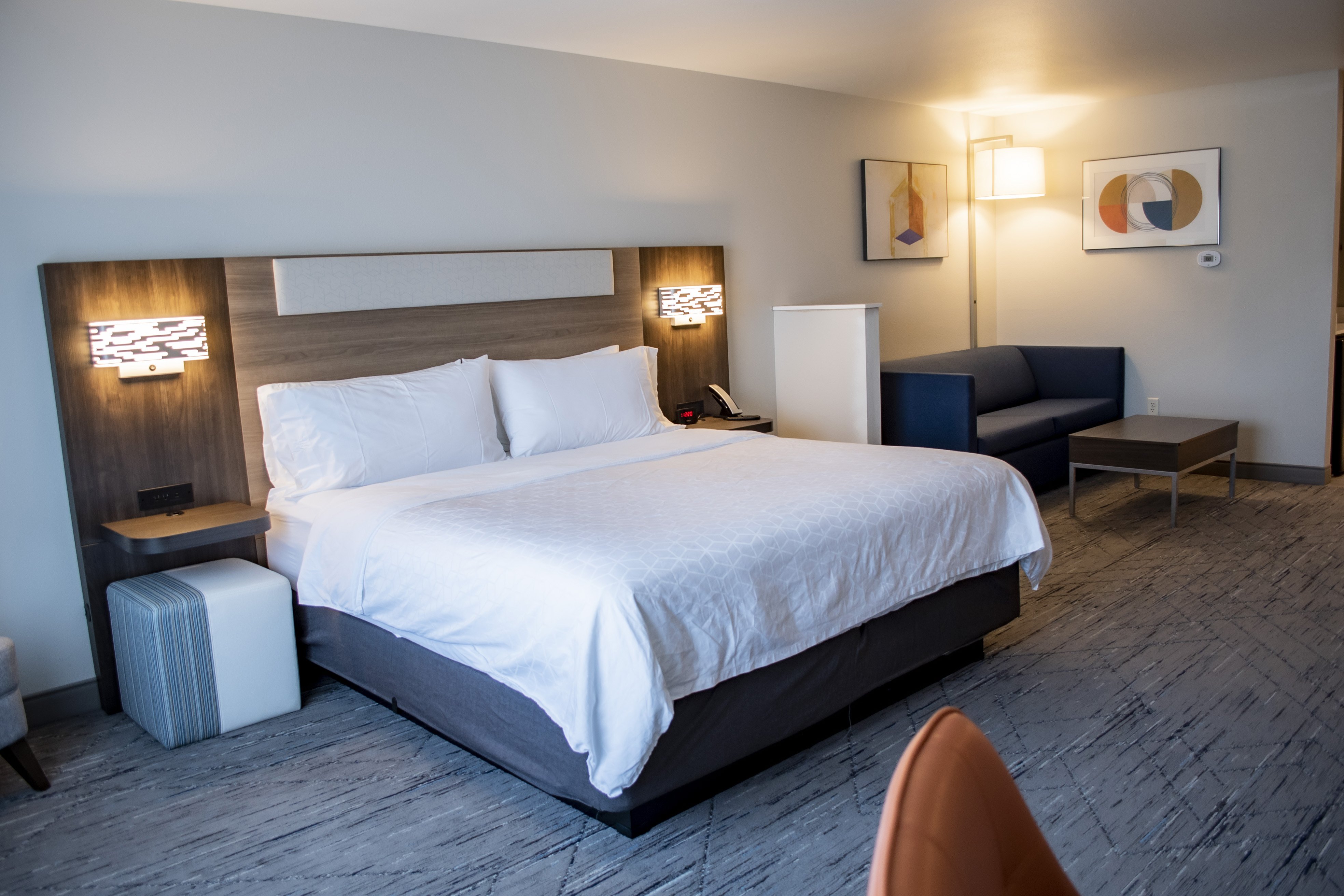 Holiday Inn Express Hotel And Suites Mason City 26/76