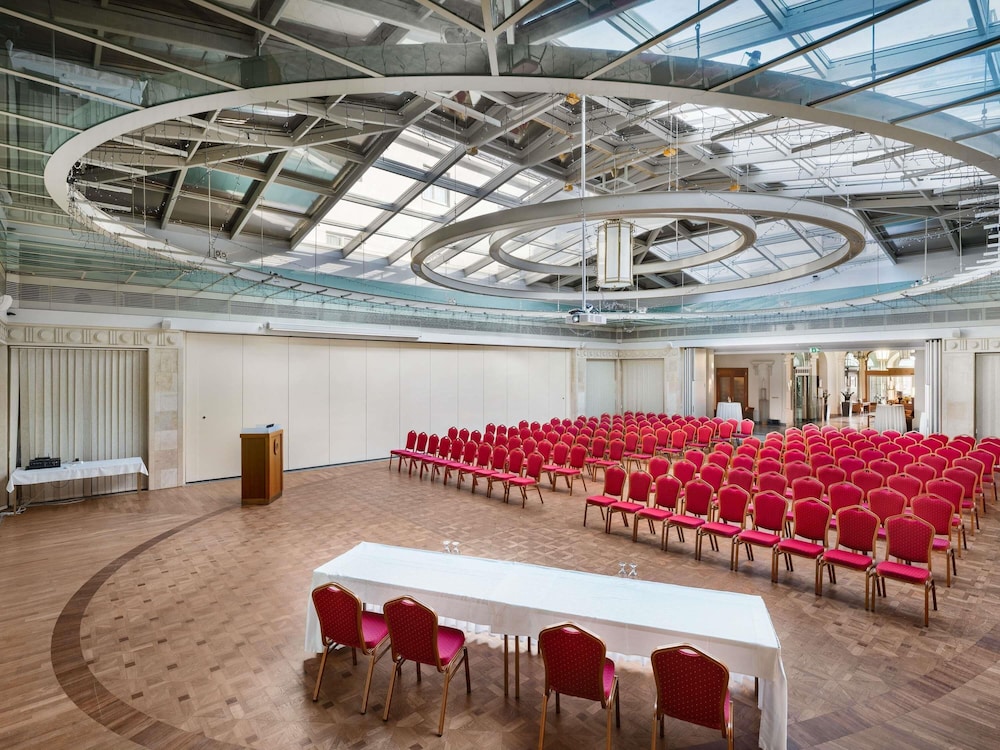 Mercure Szekesfehervar Magyar Kiraly 39/64