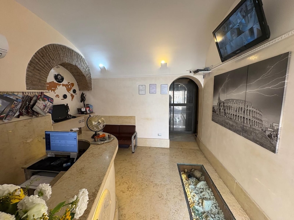 Elide Hotel 6/49