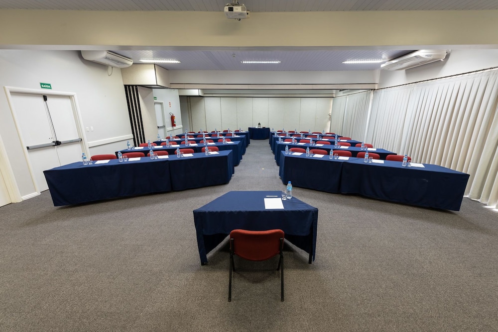 Carlton Plaza Hotel Limeira 38/50