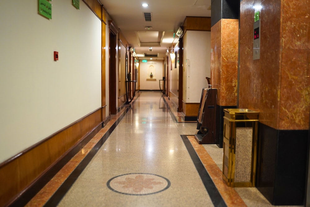 بيست ويسترن بلس ساند روز سو(Sand Rose Suite Hotel) 9/61