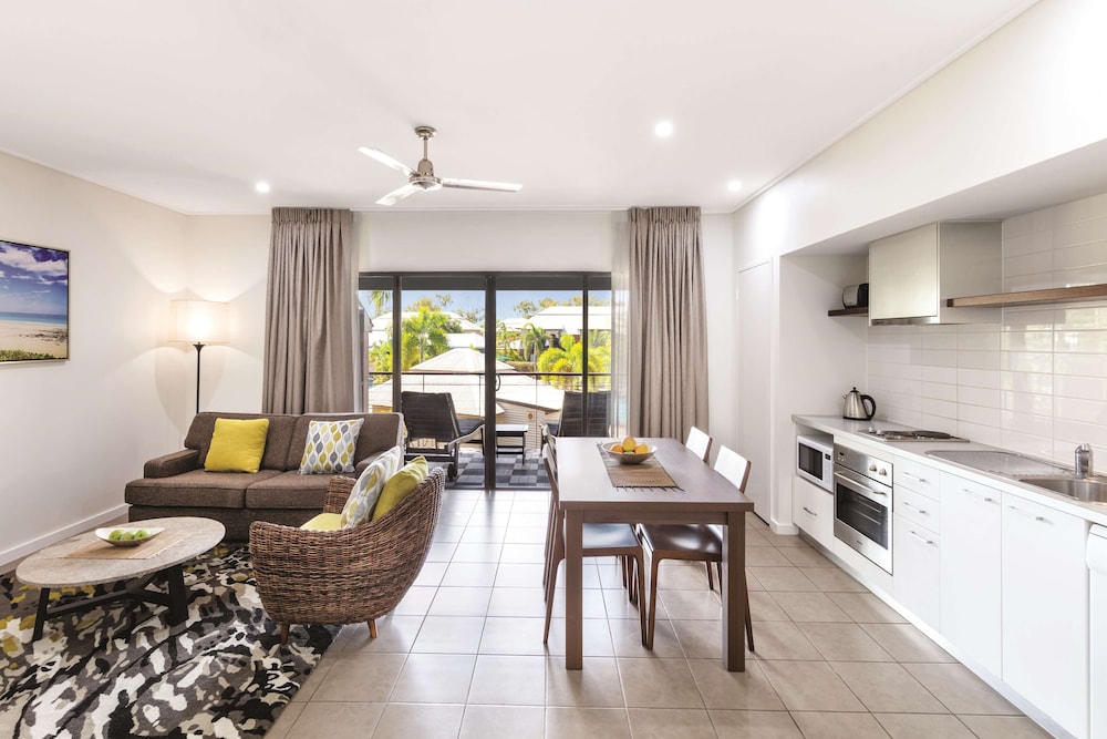 Oaks Cable Beach Resort 37/53