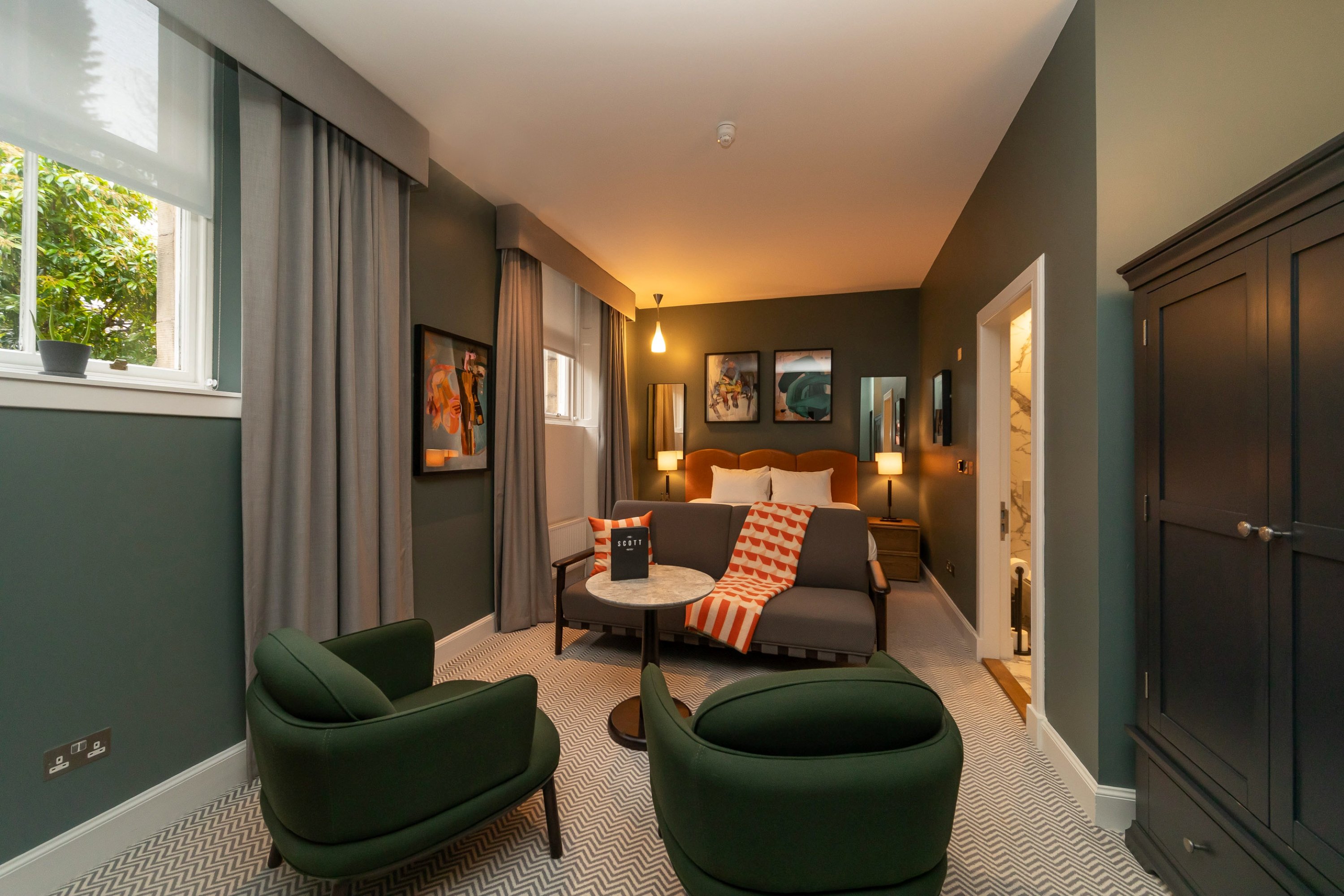 The Scott Hotel 34/58
