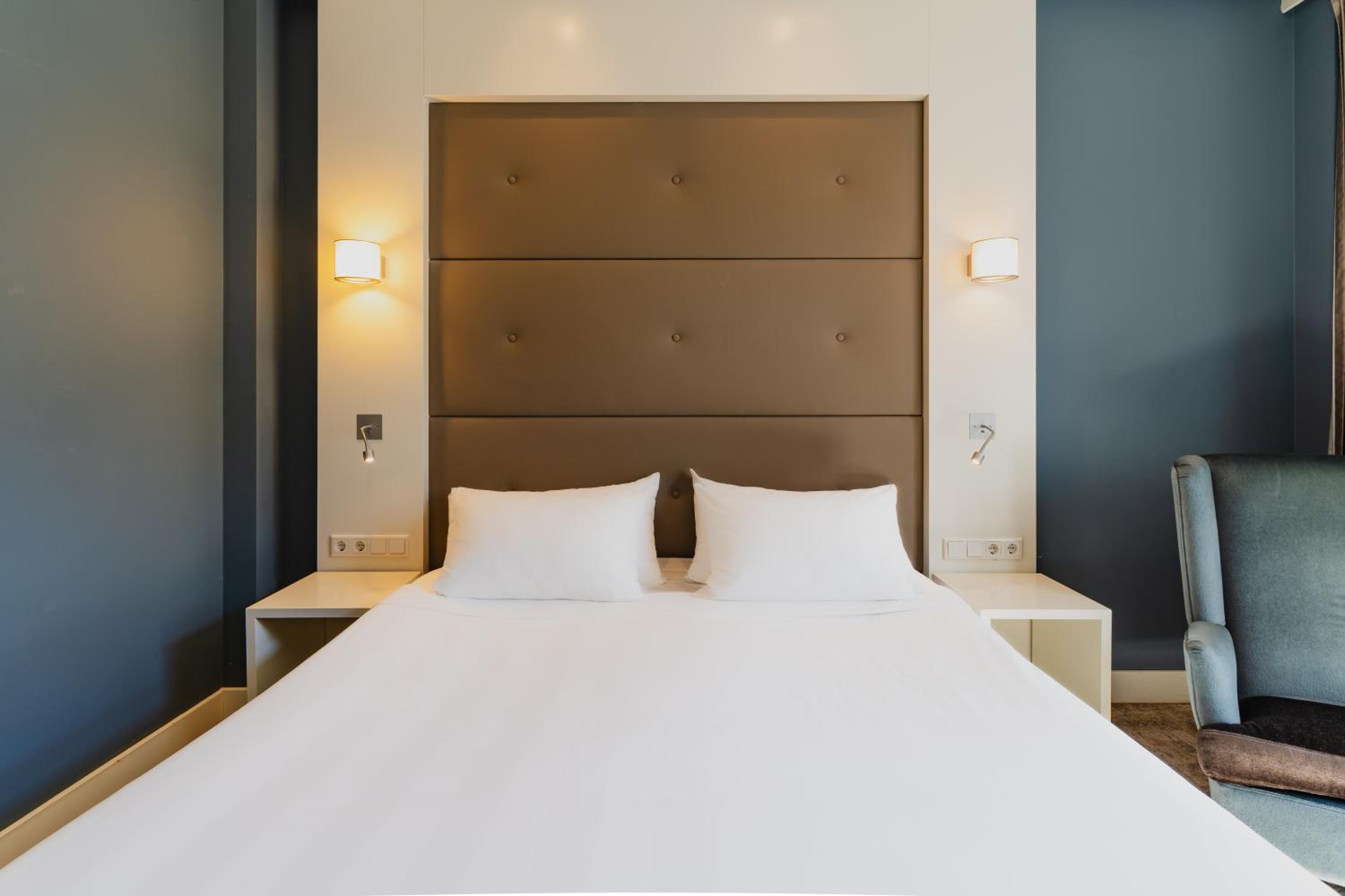 Deluxe, Executive, King Bed