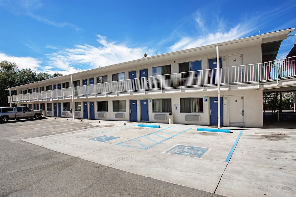 Motel6 Prescott, AZ 8/58
