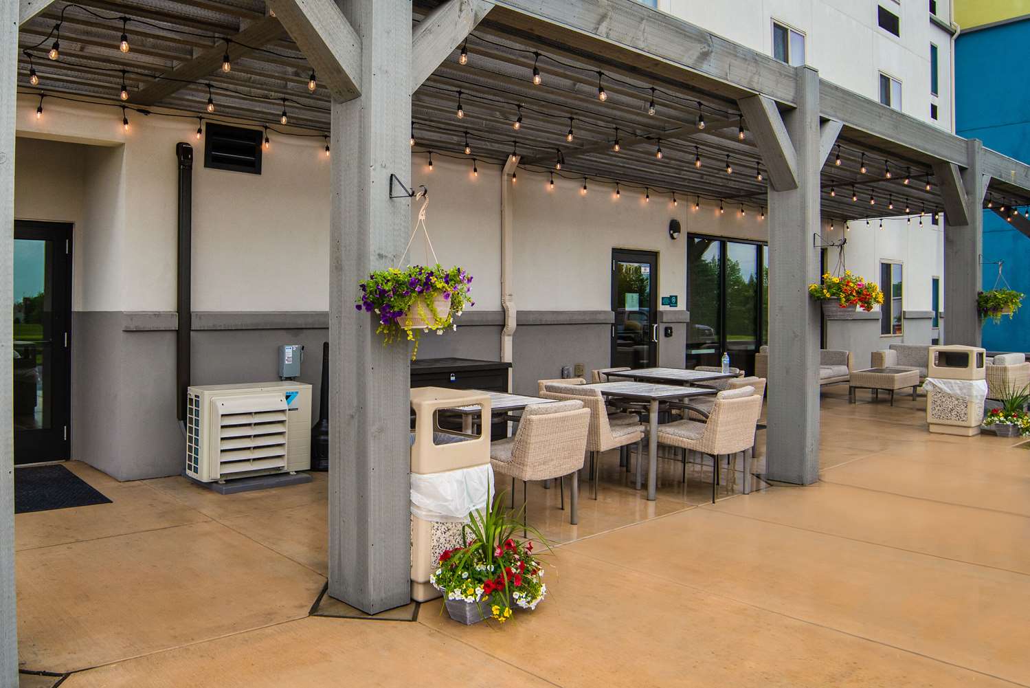 MainStay Suites Carlisle-Harrisburg 8/16