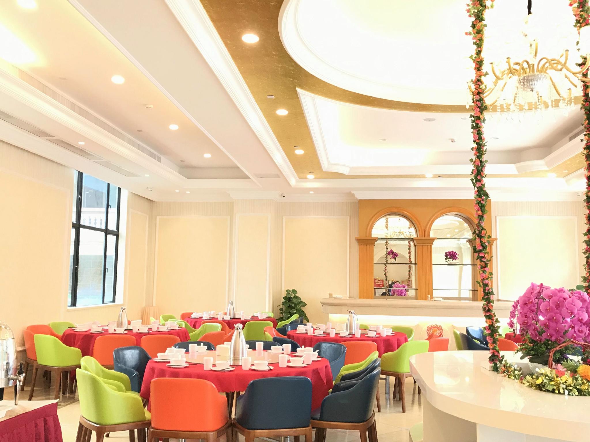 Vienna Hotel Foshan (Dali Songgang Center) 24/36