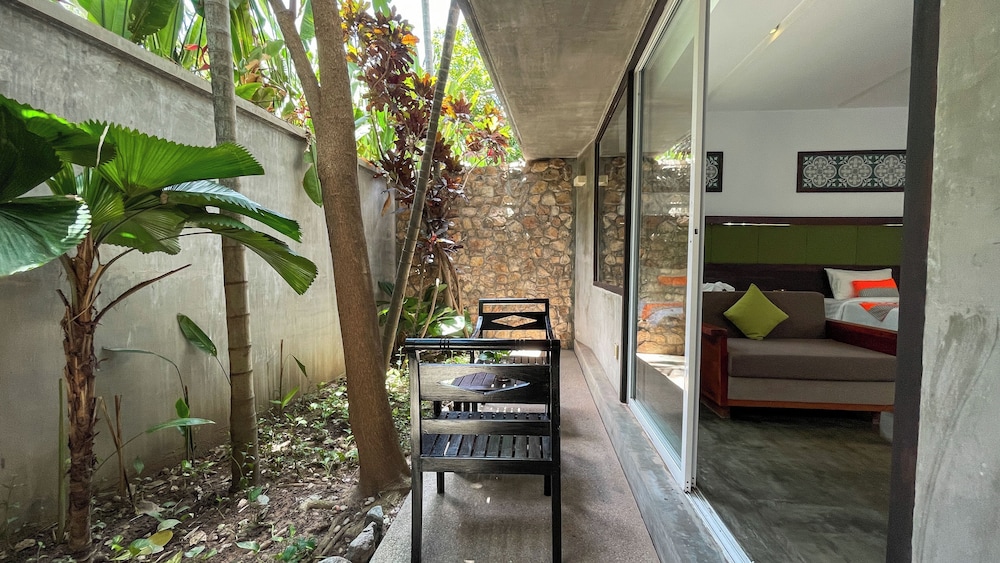The Calm Oasis 42/50