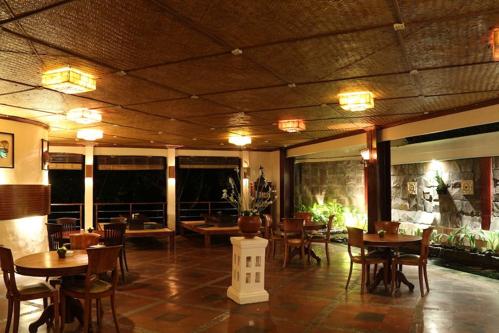 Junjungan Ubud Hotel And Spa 60/70