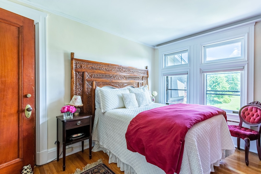 Economy, Mansion, Double Bed, Private Bathroom