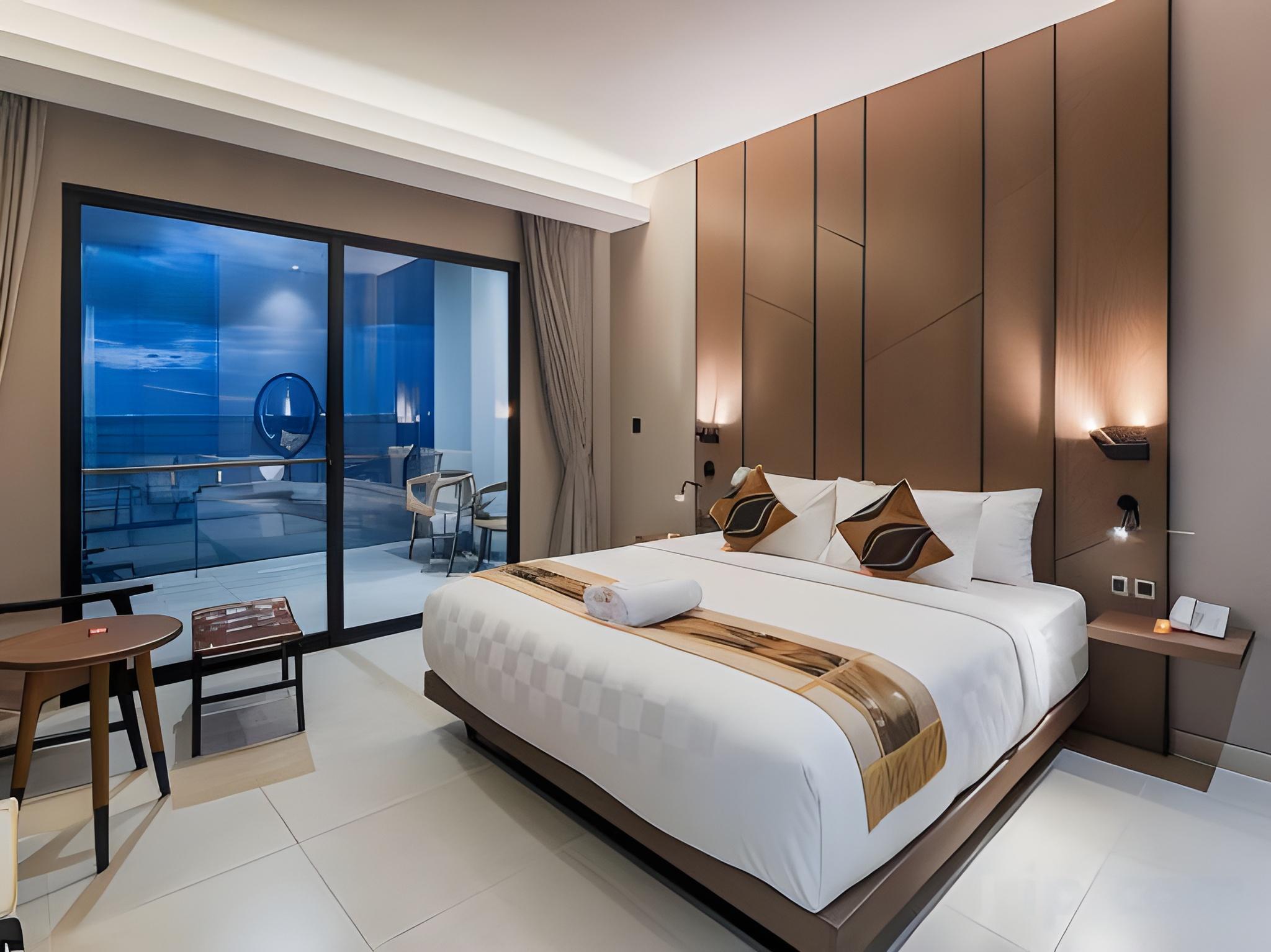 Super, Deluxe, Double Bed, Sea View