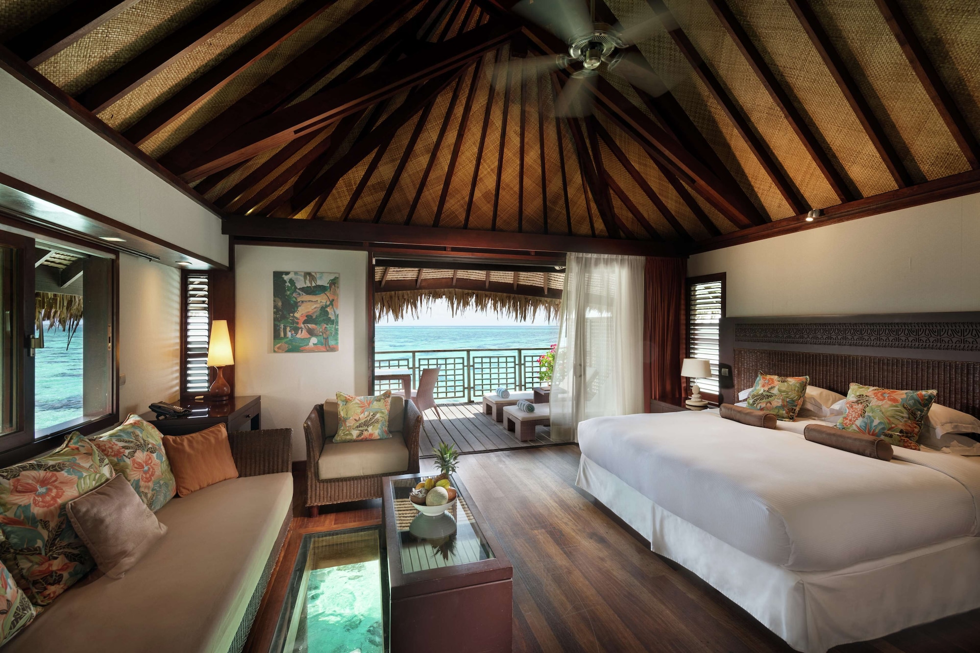 Bungalow, King Bed, Lagoon View