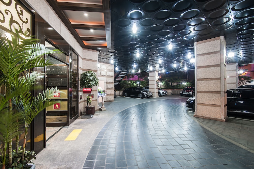 Hotel Aura 27/39