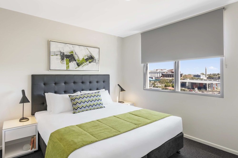 Oaks Brisbane Woolloongabba Suites 17/73