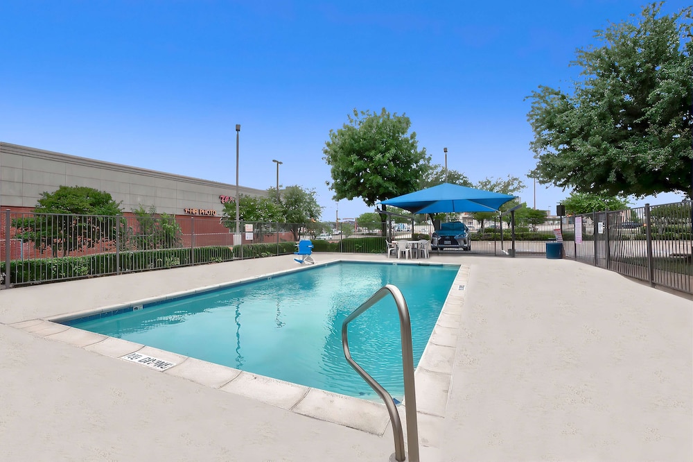 Motel6 Benbrook, TX - Fort Worth 27/38