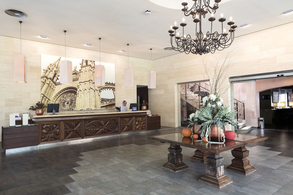 Lobby at Occidental Playa De Palma, PALMA DE MALLORCA