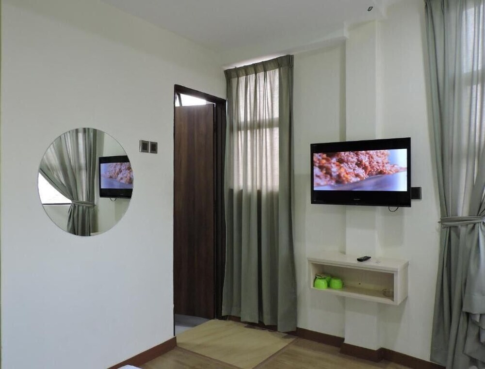 Merlin Hotel 19/38