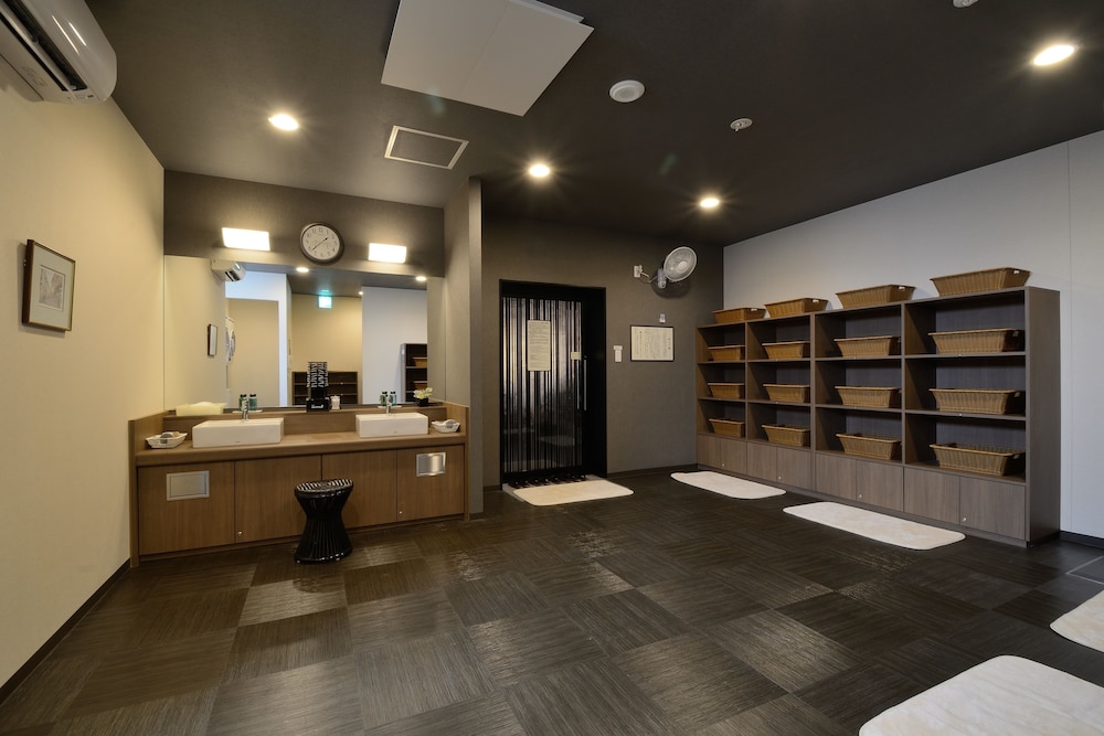 Hotel Route Inn Yanagawa Ekimae 36/47