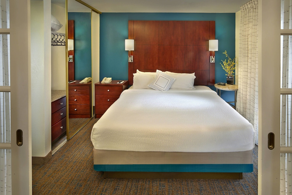 Residence Inn Boston Tewksbury Andover 8/22