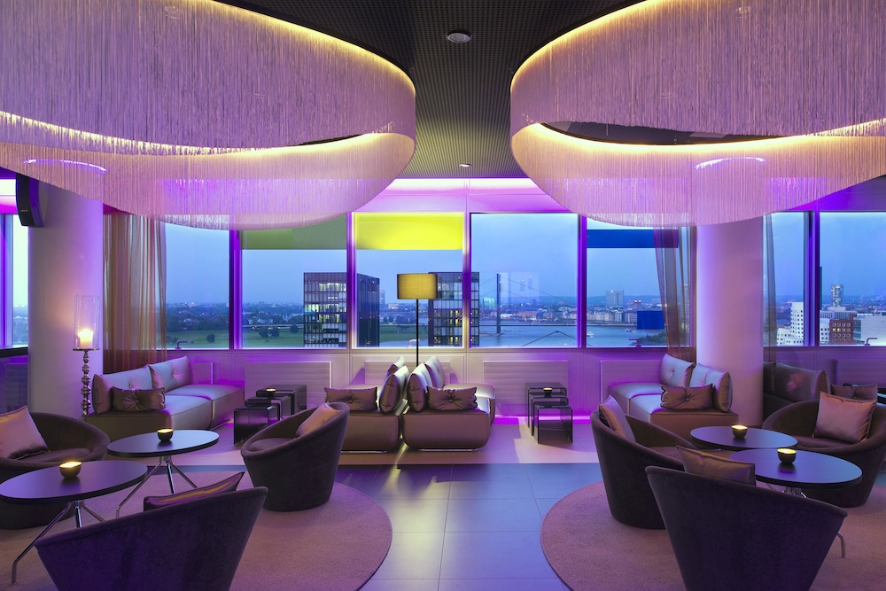 Innside By Melia Dusseldorf Hafen 37/75
