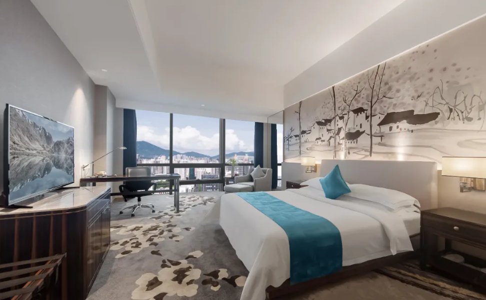 Huaqiang Plaza Hotel 14/42