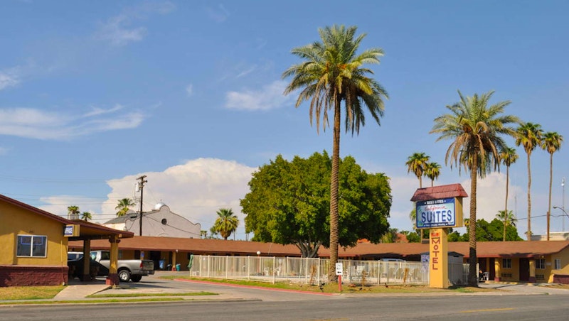 California Suites Motel 19/22
