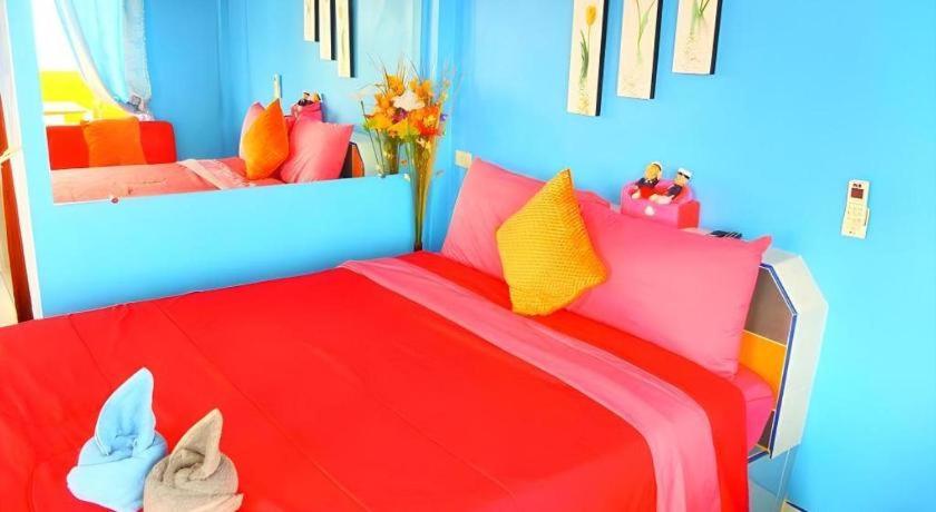 Baan Navy Hotel 55/64