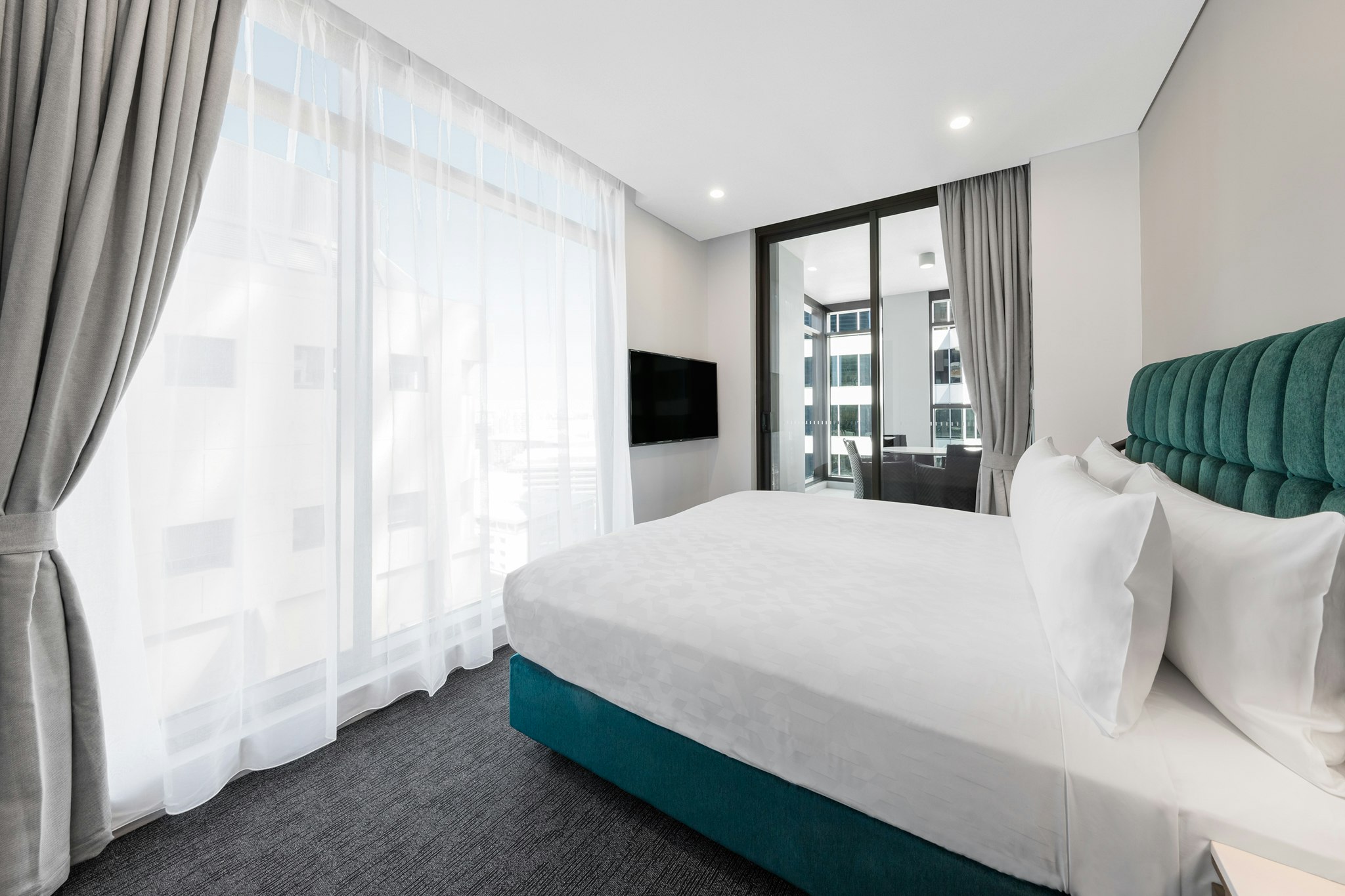 Meriton Suites Sussex Street 11/34