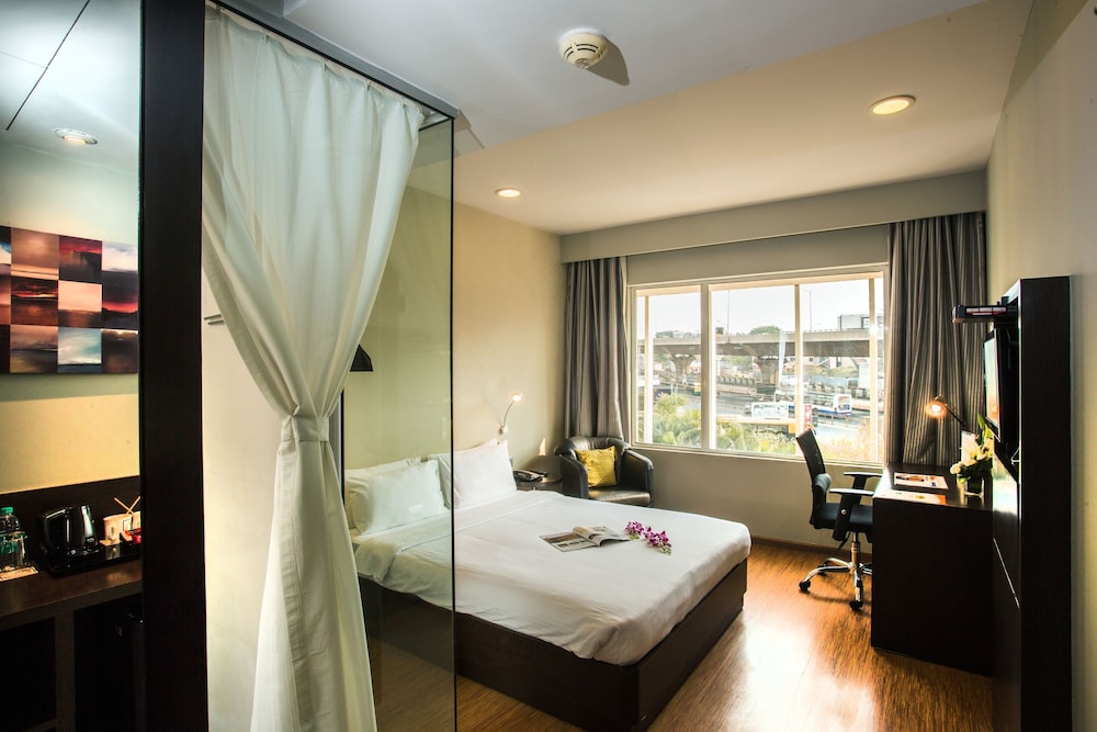 Keys Hotel Hosur Road 8/38