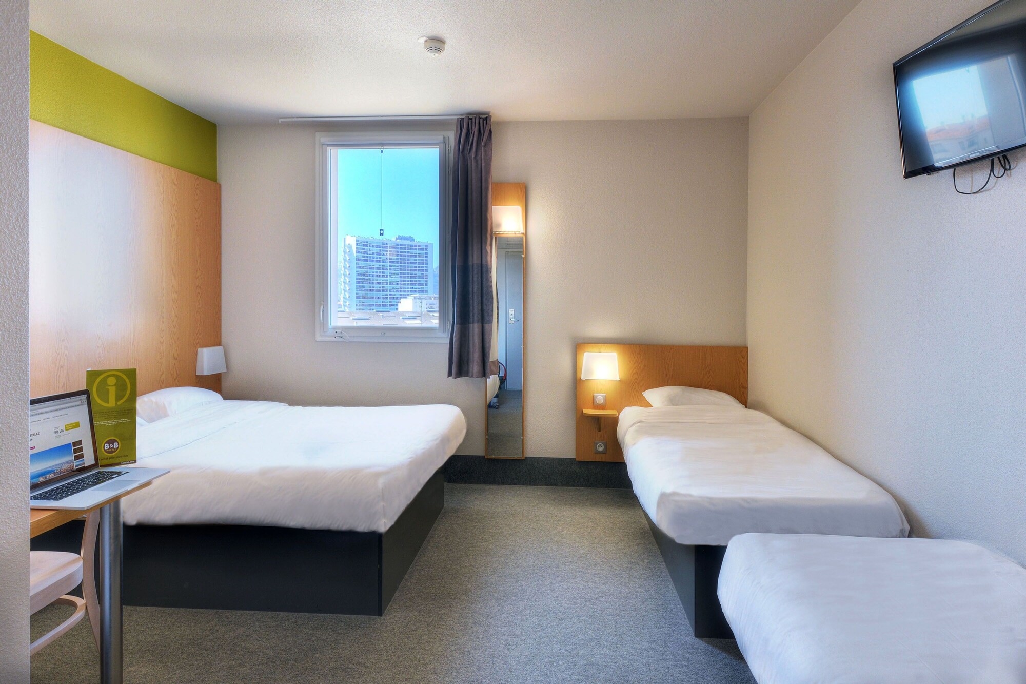 Room, Quadruple, Double and Twin Beds