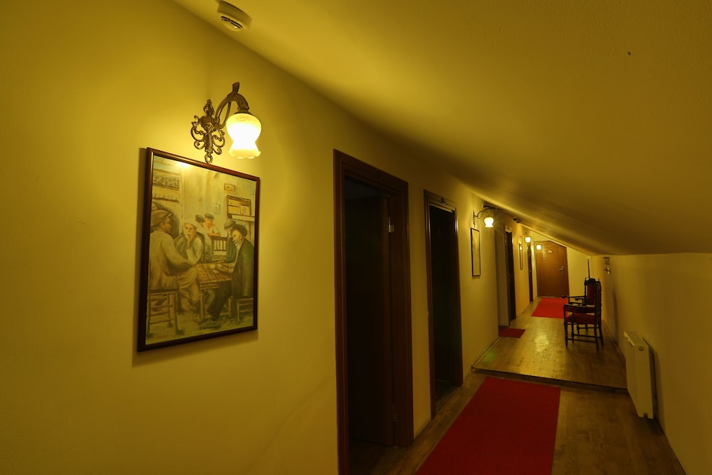 Hotel Ankatra 41/70