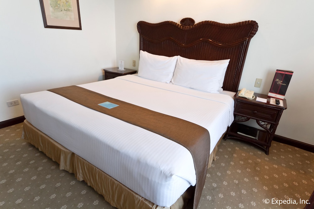 Waterfront Airport Hotel Casino Mactan 14/50