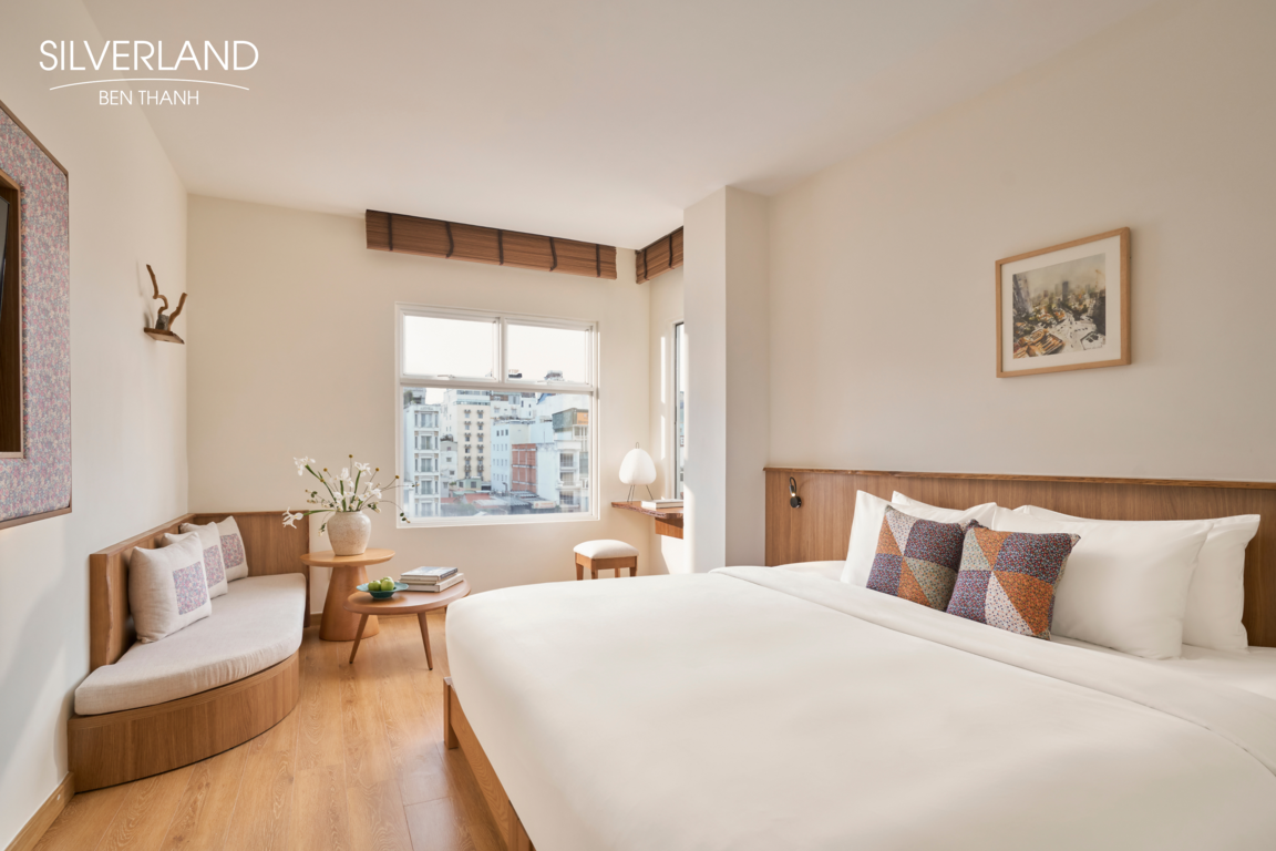 Sense, City, Queen Bed