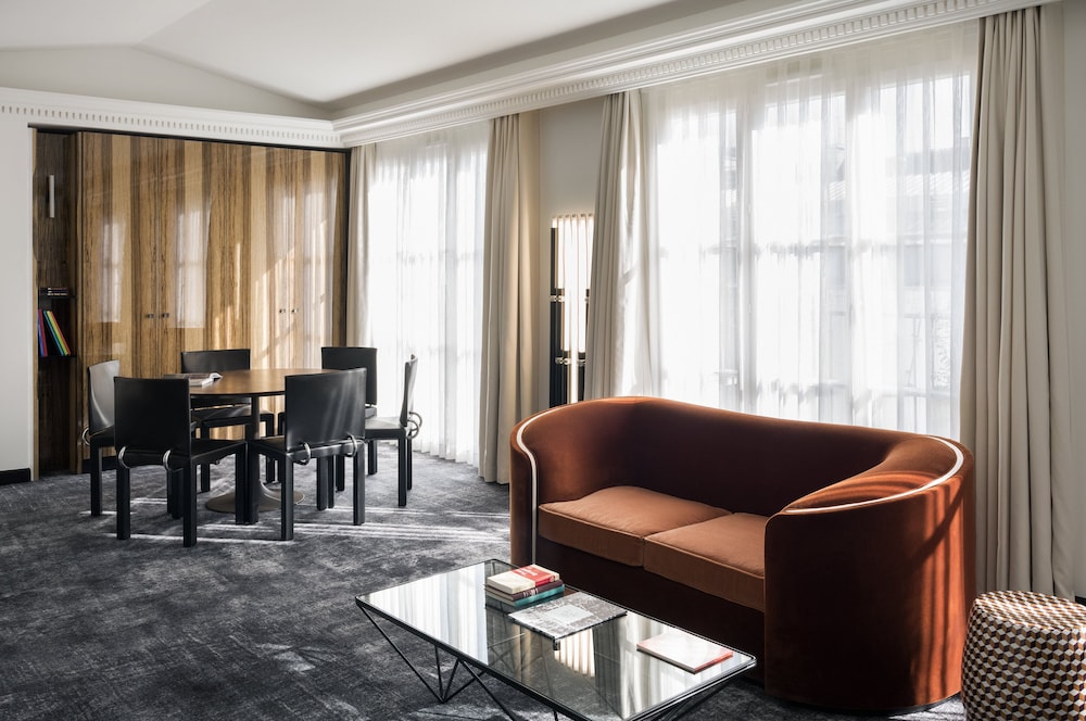 Hotel Les Bains Paris 47/77