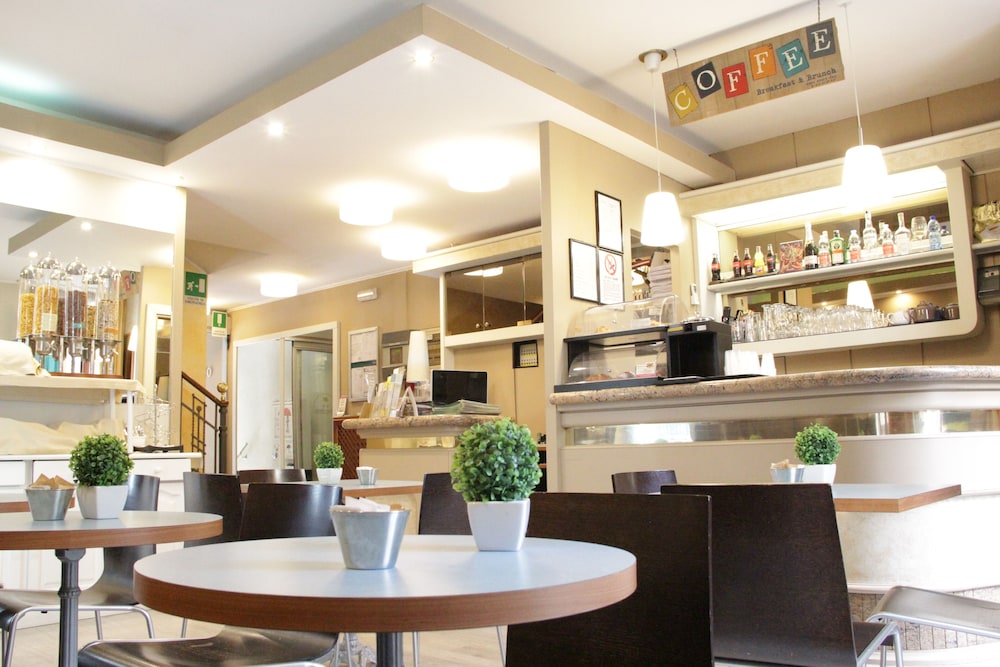 Hotel Dateo 46/63