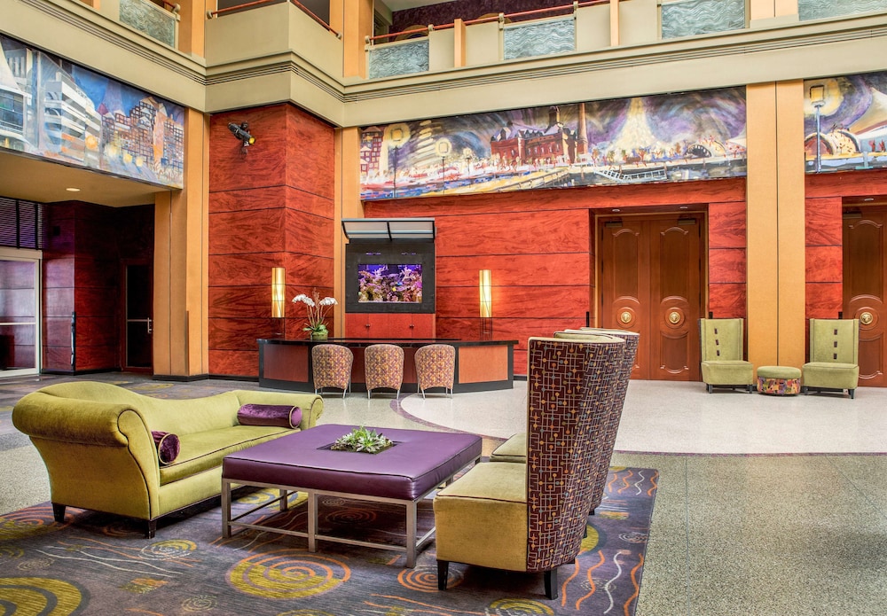 Pier 5 Hotel Baltimore, MD 30/50