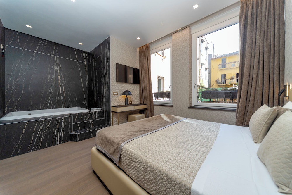 San Carlo Suite 25/71