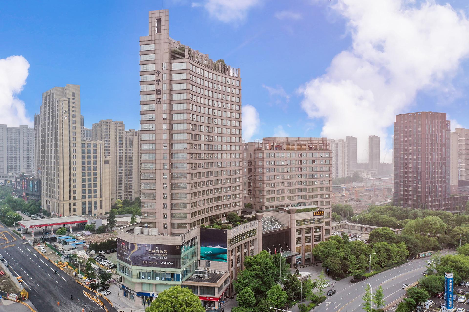 Ji Hotel (Hangzhou Binjiang Dongxin Avenue) 33/35